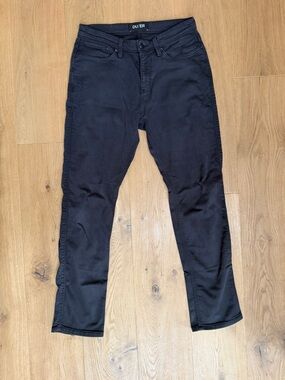 DUER N2X relaxed taper 31 x 32 - lot of 2, black and navy